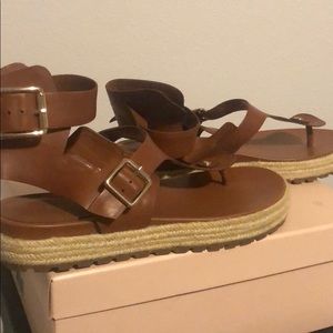 BCBGeneration sandals toffee